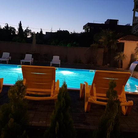 קובולטי Midia Guest House מראה חיצוני תמונה