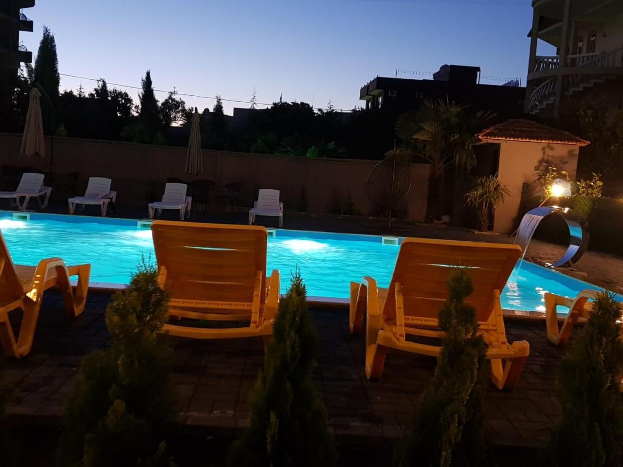 קובולטי Midia Guest House מראה חיצוני תמונה