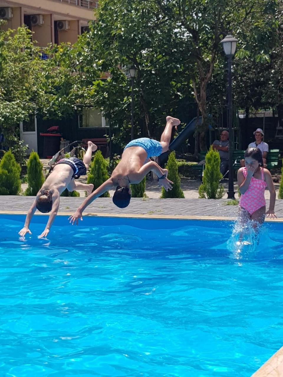 קובולטי Midia Guest House מראה חיצוני תמונה